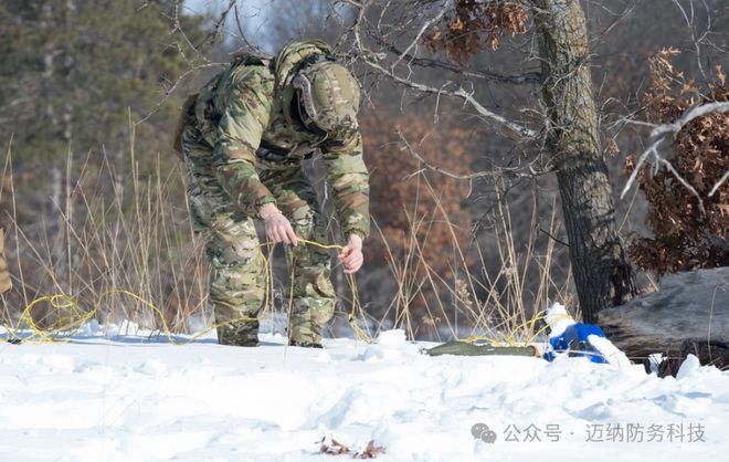 美国海军爆炸物处理小组参加雪蟹演习提高未来北极行动的战备能力(图7)