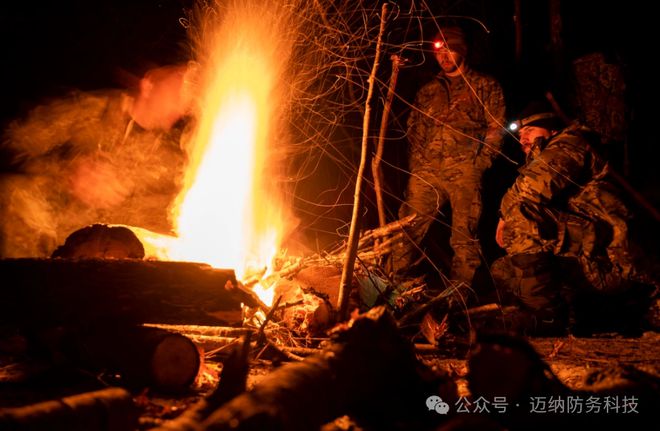 美国海军爆炸物处理小组参加雪蟹演习提高未来北极行动的战备能力(图8)